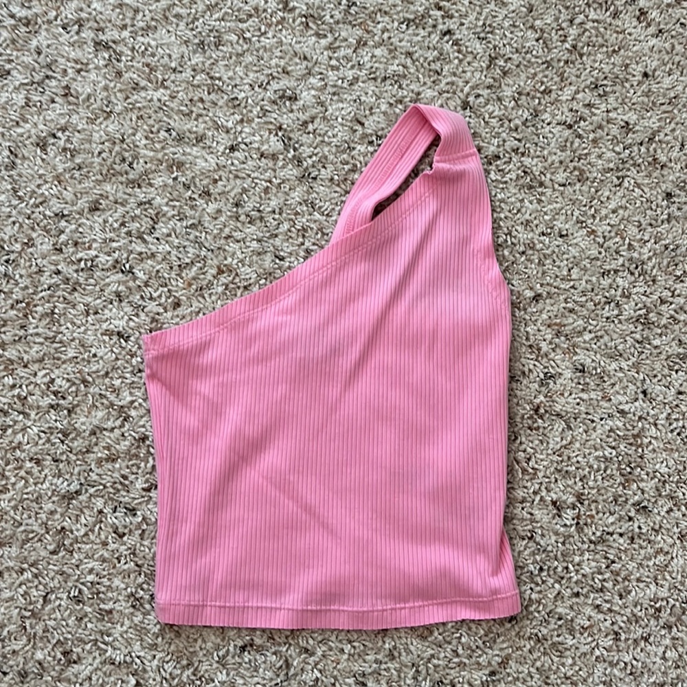 One shoulder tank